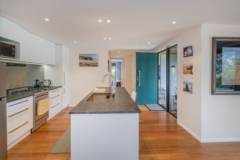 Photo of property in 9 Oyster Drive, Cooks Beach, Whitianga, 3591