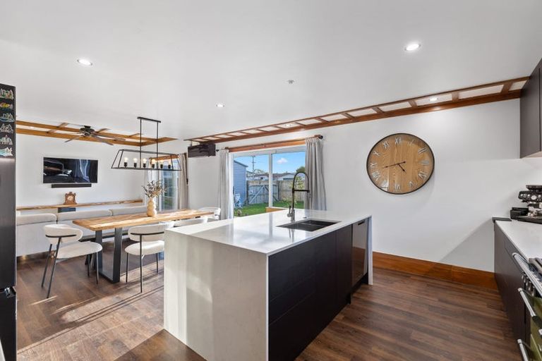 Photo of property in 202 Studholme Street, Morrinsville, 3300