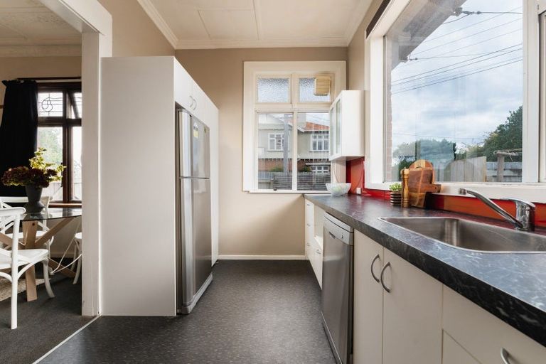 Photo of property in 78 Queens Drive, Saint Kilda, Dunedin, 9012