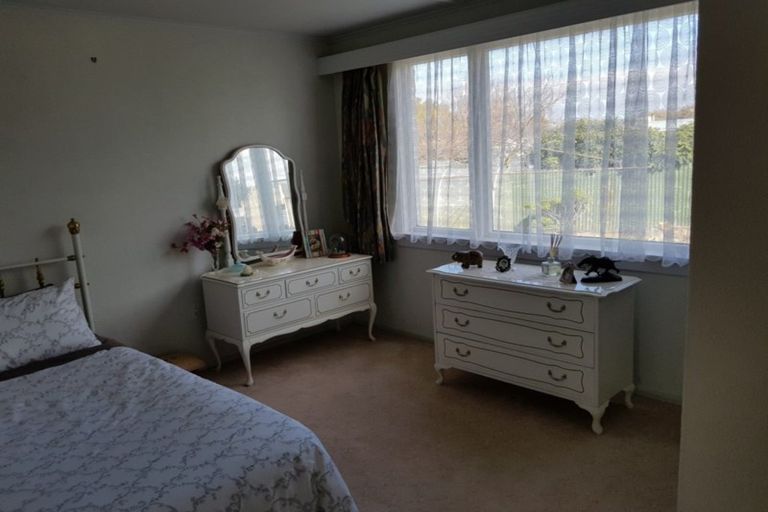 Photo of property in 2 Anderson Street, Stirling, 9231