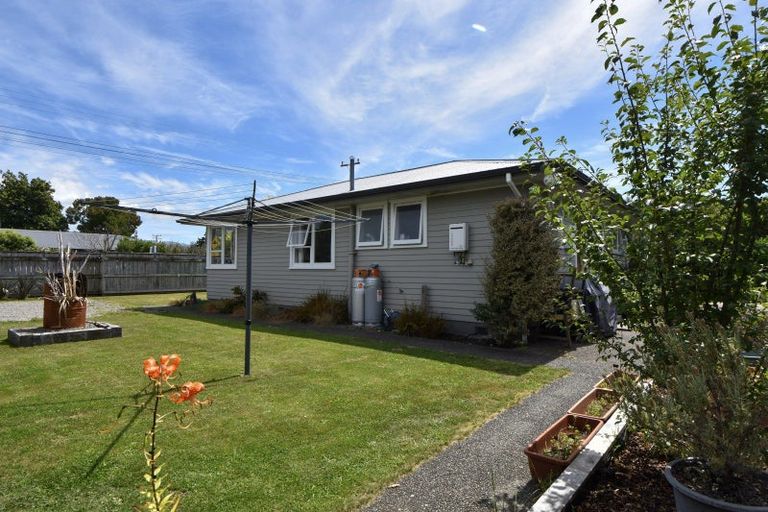 Photo of property in 22 Humphries Street, Greytown, 5712