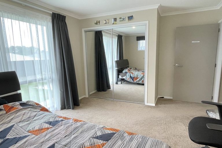 Photo of property in 29 Margaret Shields Avenue, Aotea, Porirua, 5024