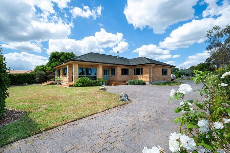 Photo of property in 29 Sunny Crescent, Huapai, Kumeu, 0810