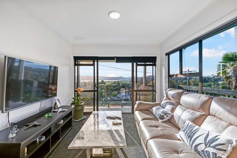 Photo of property in 5 Raurimu Avenue, Onerahi, Whangarei, 0110