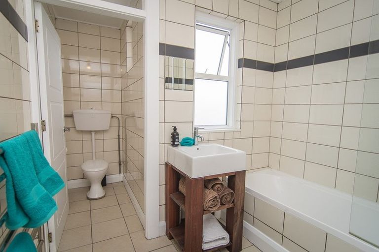 Photo of property in 60 Evans Street, Maori Hill, Timaru, 7910