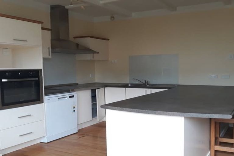 Photo of property in 94 Queen Street, Waiuku, 2123