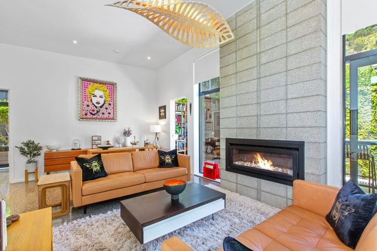 Photo of property in 14 Cheviot Road, Lowry Bay, Lower Hutt, 5013