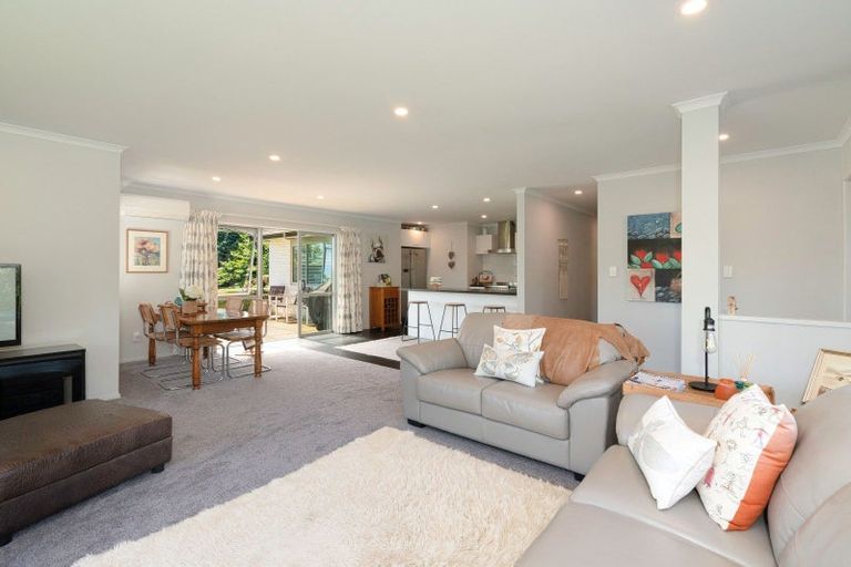 Photo of property in 37 Oakland Lane, Shannon, Palmerston North, 4474