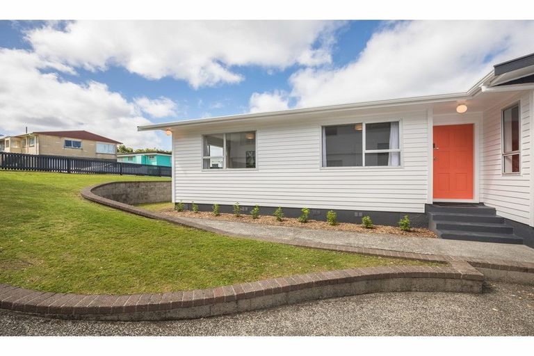 Photo of property in 34 Cypress Drive, Maungaraki, Lower Hutt, 5010