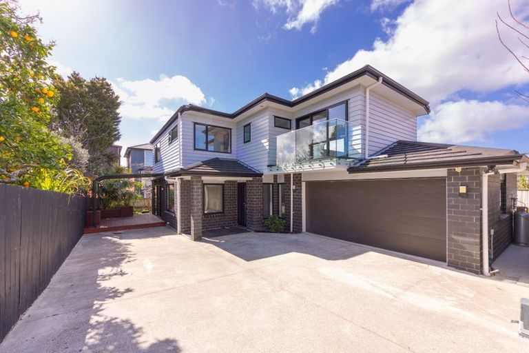 Photo of property in 7a Fairdene Avenue, Henderson, Auckland, 0610