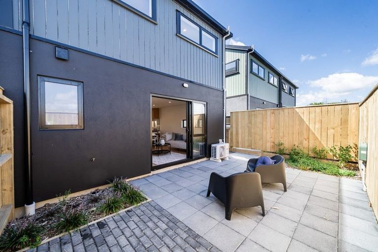 Photo of property in 4/8 Victoria Street, Ebdentown, Upper Hutt, 5018
