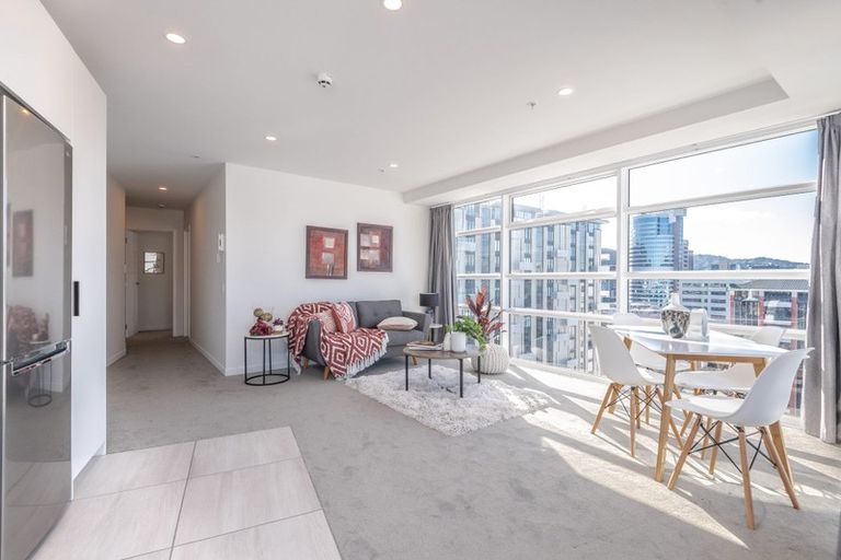 Photo of property in Pinnacle On Victoria, 1401/160 Victoria Street, Te Aro, Wellington, 6011