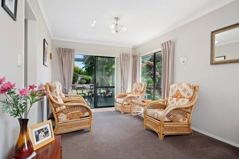 Photo of property in 17 Burnt Oak Drive, Pyes Pa, Tauranga, 3112