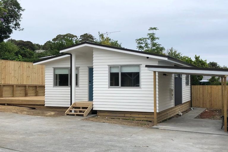 Photo of property in 61 Stapleford Crescent, Browns Bay, Auckland, 0630