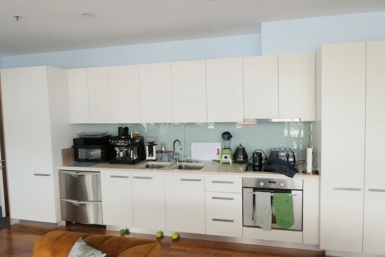 Photo of property in The Wellington Suites, 890/233 Cuba Street, Te Aro, Wellington, 6011
