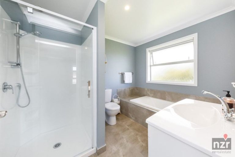 Photo of property in 98 Mount Taylor Drive, Feilding, 4775