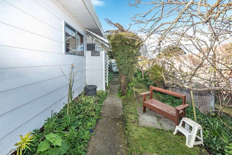 Photo of property in 113b Cornfoot Street, Castlecliff, Whanganui, 4501