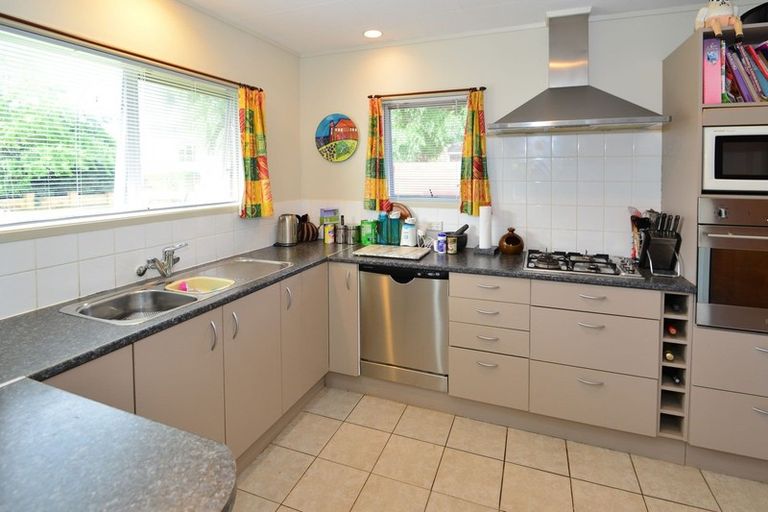 Photo of property in 13a The Circle, Manly, Whangaparaoa, 0930