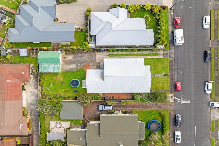 Photo of property in 14 Donald Street, Regent, Whangarei, 0112