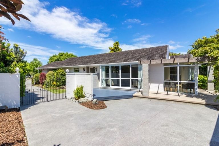 Photo of property in 8 Raxworthy Street, Ilam, Christchurch, 8041