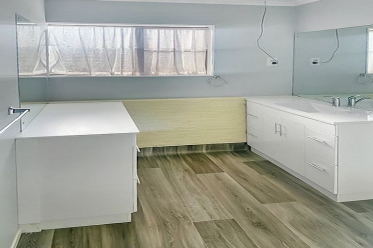 Photo of property in 7 Dunallen Avenue, Marton, 4710