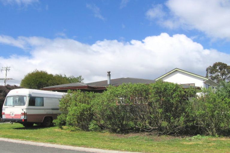 Photo of property in 1 Northcroft Street, Waitahanui, Taupo, 3378
