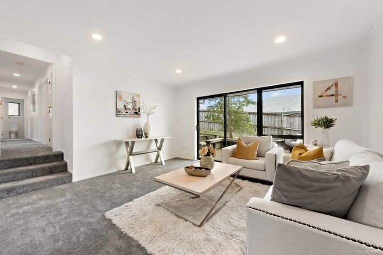 Photo of property in 11 Bob Charles Drive, Golflands, Auckland, 2013