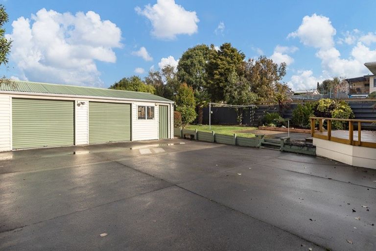 Photo of property in 6 Heatherlea Heights, Feilding, 4702