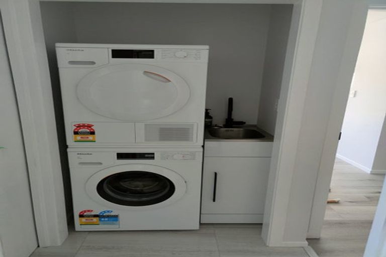 Photo of property in 4 Turkington Street, Tawa, Wellington, 5028