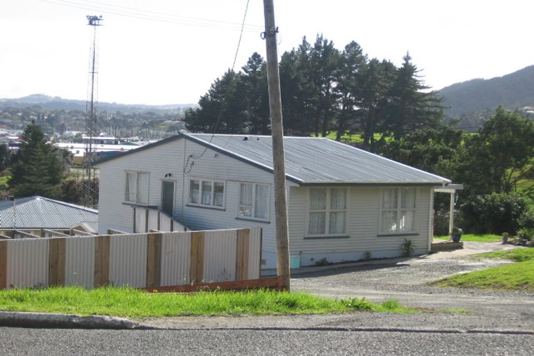 Photo of property in 15 Limeburners Street, Morningside, Whangarei, 0110