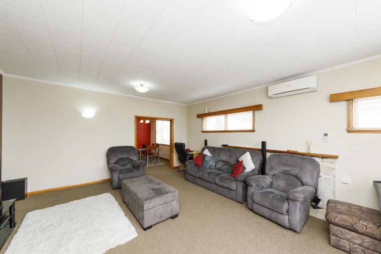 Photo of property in 20 East Street, Terrace End, Palmerston North, 4410