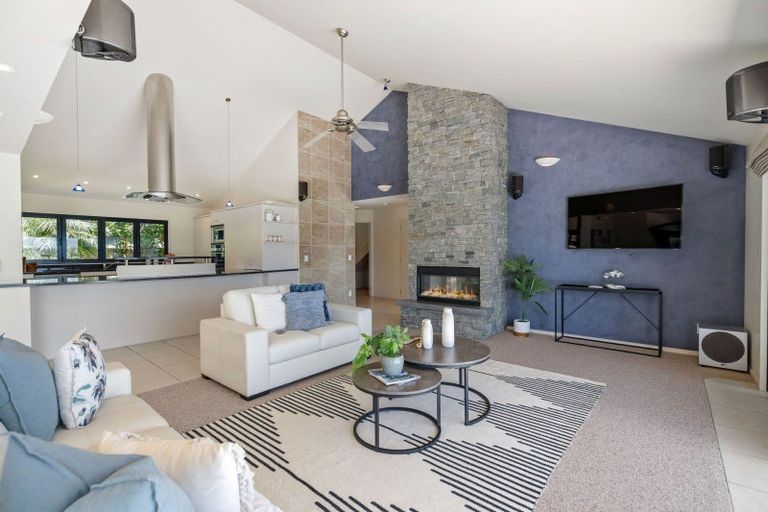 Photo of property in 42 Manganese Point Road, Tamaterau, Whangarei, 0174