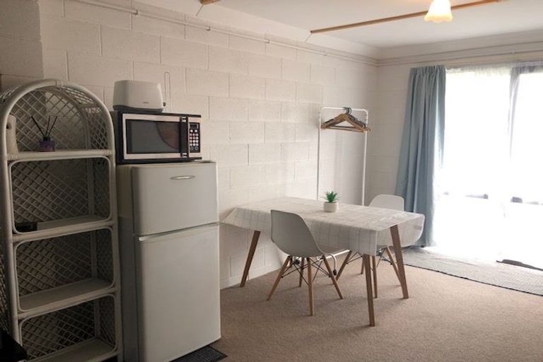 Photo of property in 4 Bradley Place, Lynmore, Rotorua, 3010