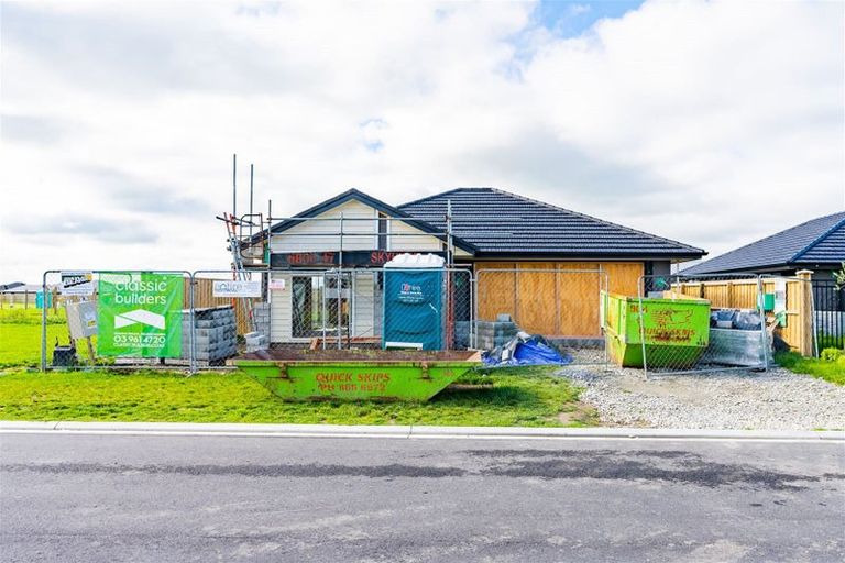 Photo of property in 19 Busby Way, Rolleston, 7614