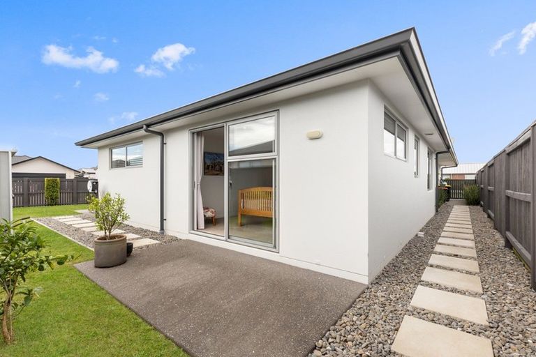 Photo of property in 54 Penetaka Heights, Pyes Pa, Tauranga, 3112