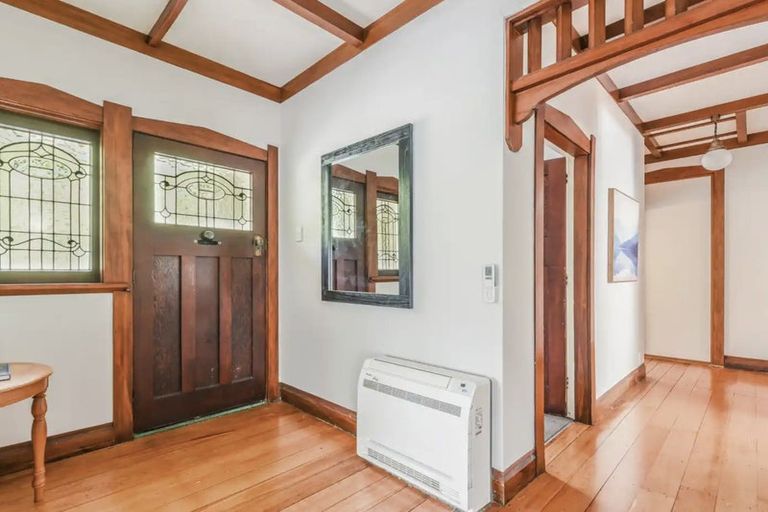 Photo of property in 66 Mount Street, Nelson South, Nelson, 7010