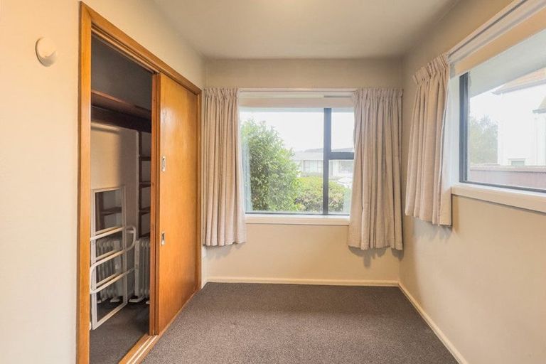 Photo of property in 3a Farnham Place, Ilam, Christchurch, 8041