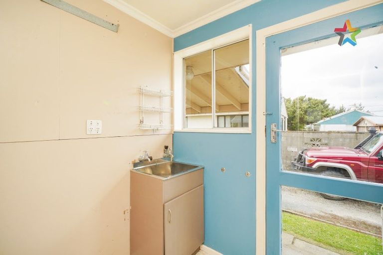 Photo of property in 22 Avon Place, Clifton, Invercargill, 9812