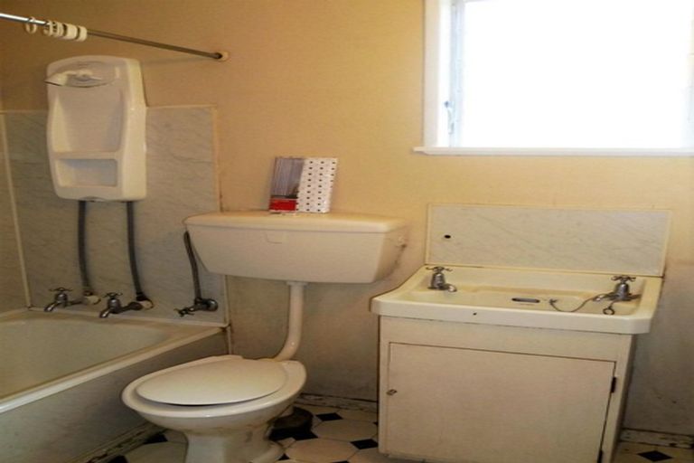 Photo of property in 1/114 Willowpark Road South, Hastings, 4122