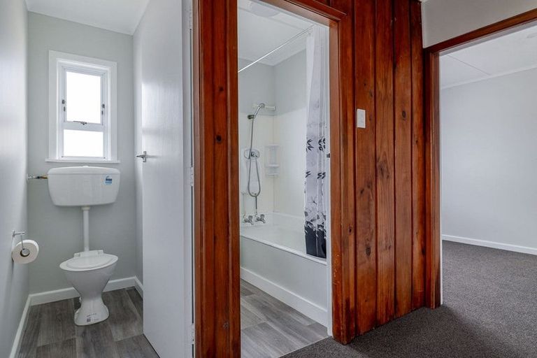 Photo of property in 21-21a Nottingham Avenue, Awapuni, Palmerston North, 4412