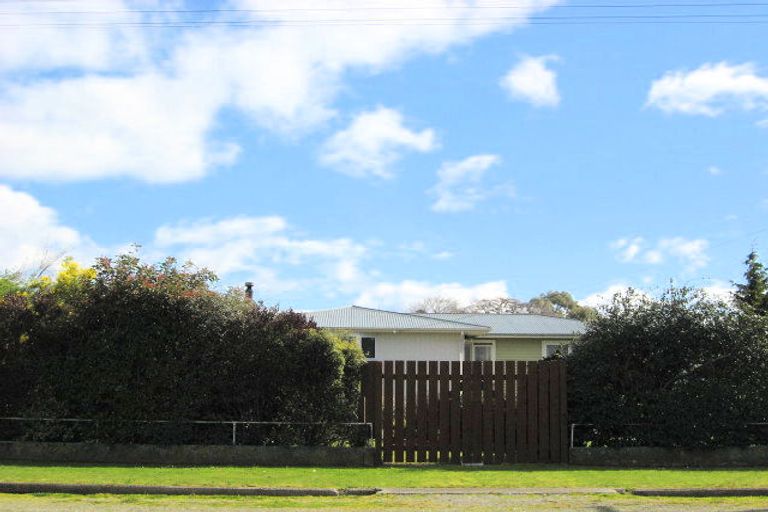 Photo of property in 23 Walter Street, Takapau, 4203