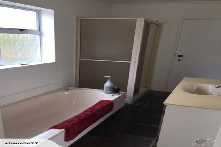 Photo of property in 8 Te Ana Place, Lynmore, Rotorua, 3010