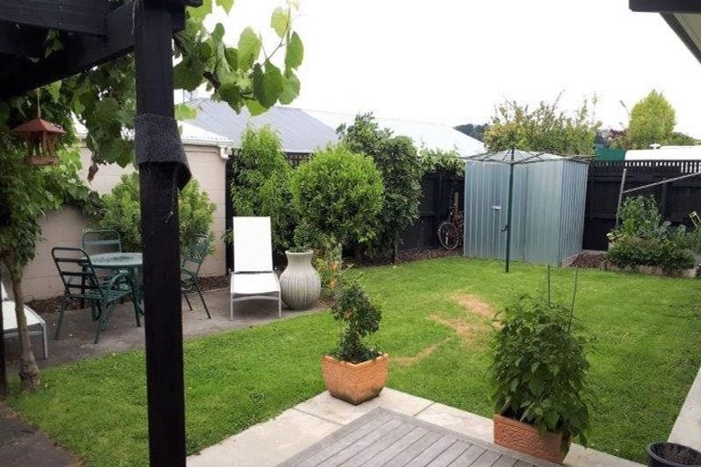 Photo of property in 1/8 Woodbank Street, Somerfield, Christchurch, 8024