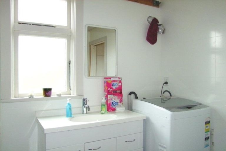 Photo of property in 14 Ajax Street, Milton, 9220