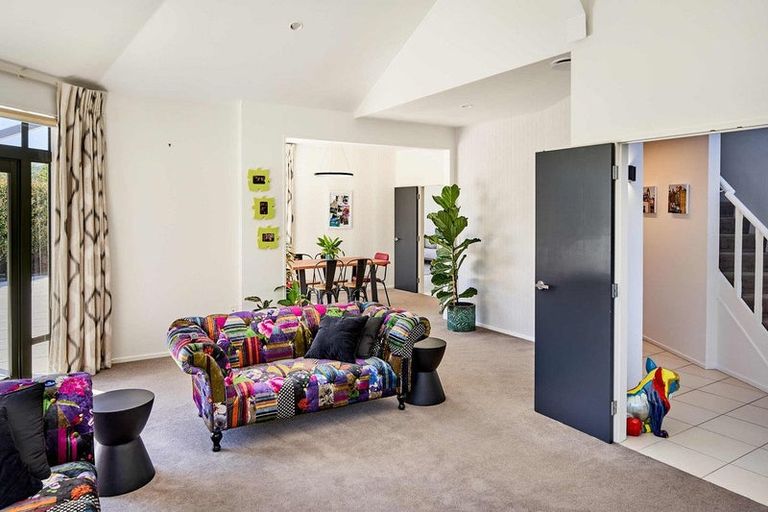 Photo of property in 17 Voyager Way, Whitby, Porirua, 5024