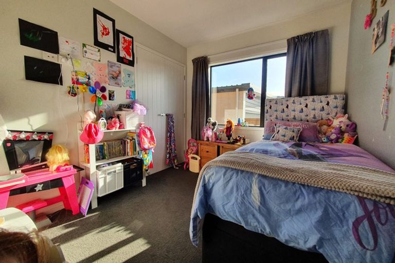 Photo of property in 69 Cyrus Street, Whalers Gate, New Plymouth, 4310