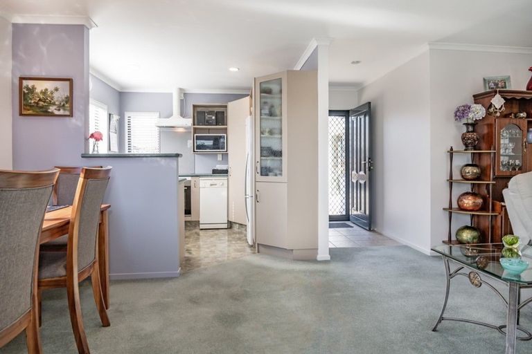 Photo of property in 4/304 Southampton Street West, Hastings, 4122