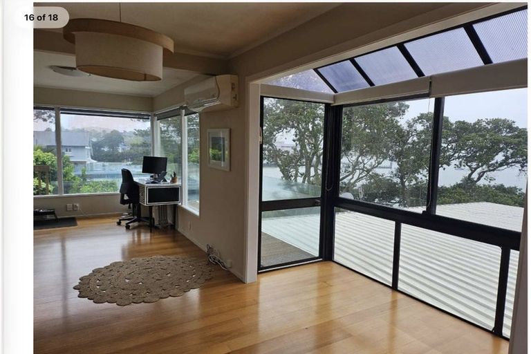 Photo of property in 1/15a Stanley Point Road, Stanley Point, Auckland, 0624