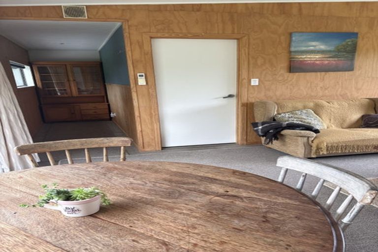 Photo of property in 280 Koru Road, Koru, New Plymouth, 4374