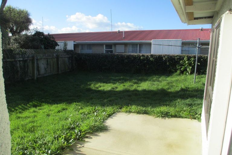 Photo of property in 18 Cashel Street, South Dunedin, Dunedin, 9012